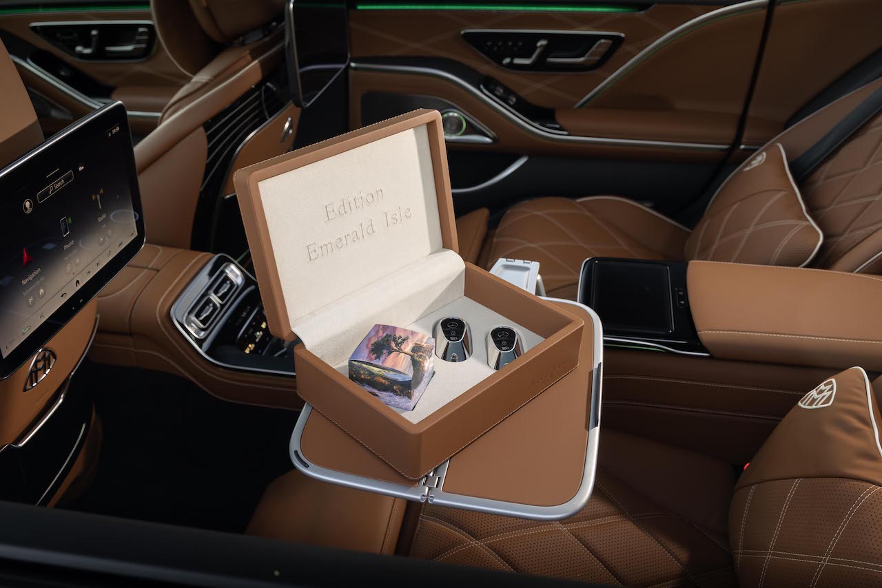2025_MercedesMaybach_S680_EmeraldIsle_43